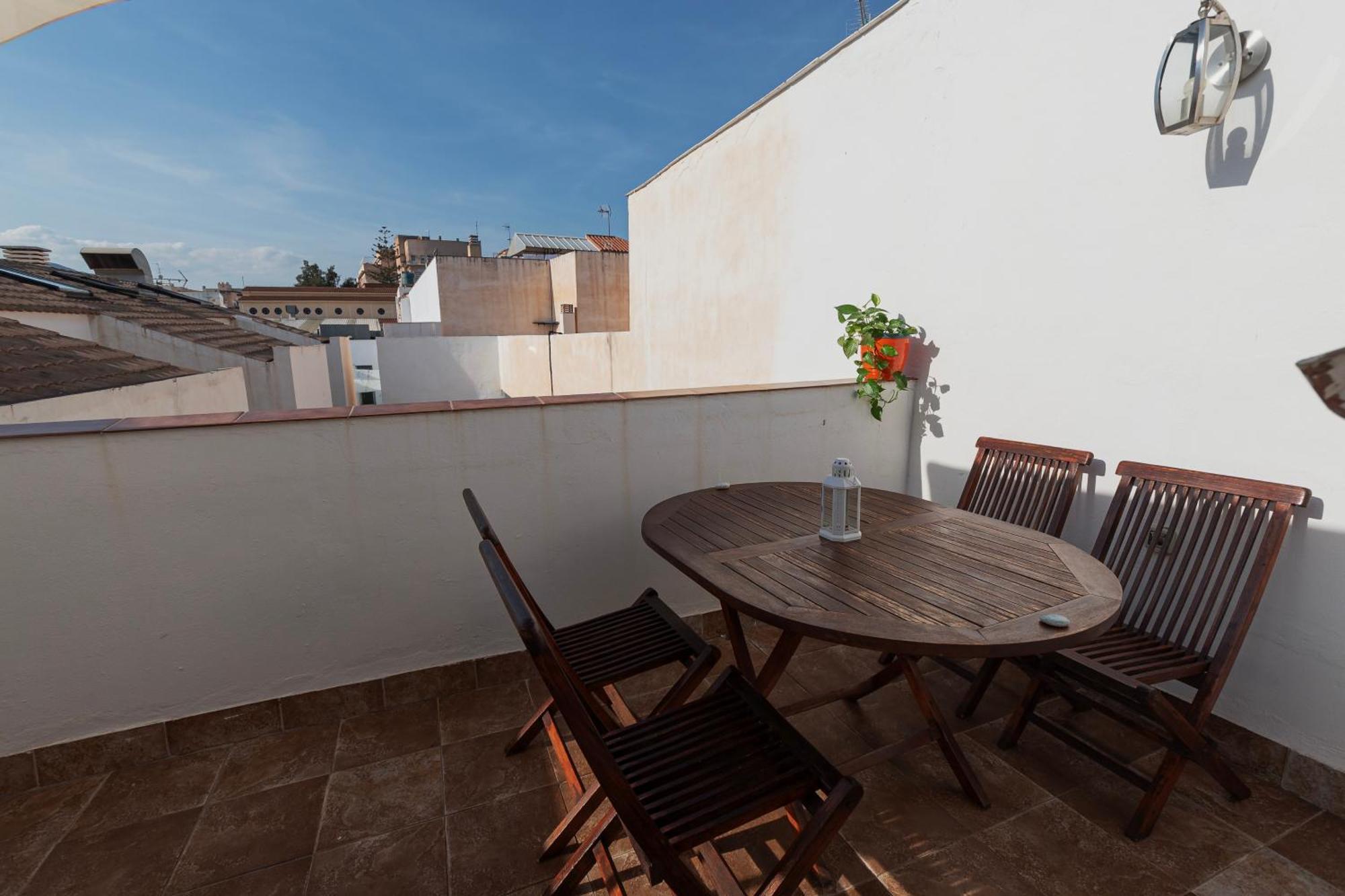 La Buhardilla De Olivia Apartman Málaga Kültér fotó
